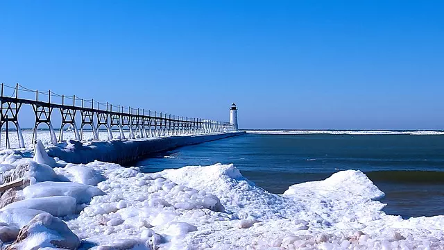 Novi Michigan shopping destinations,Novi Michigan parks and nature trails,Things to do in Novi Michigan