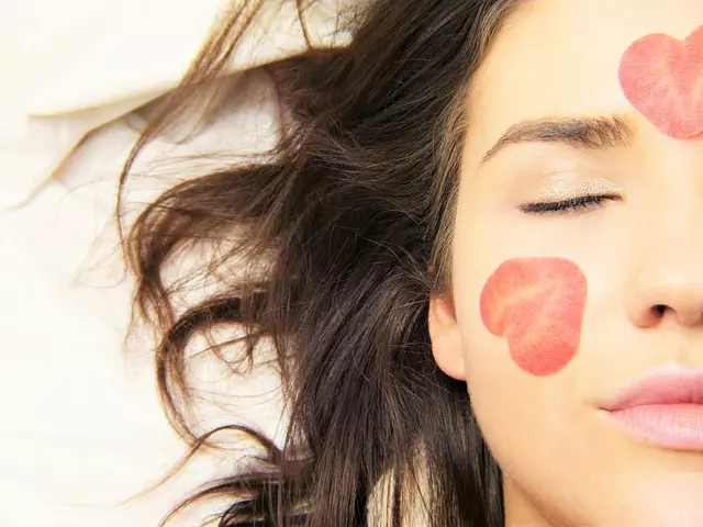 NoTox Facial Treatment Toledo,Benefits of NoTox facials,Non-invasive facial rejuvenation