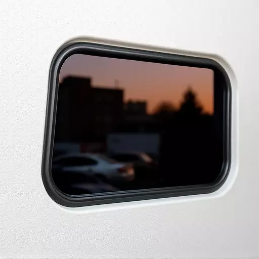 window tint services toledo,professional window tint installation,benefits of window tinting
