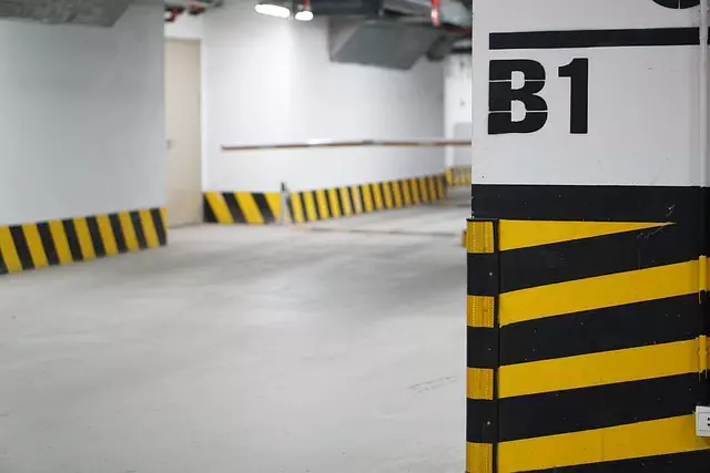 asphalt-parking-lot-constructiontoledo-o-640x480-72399777.jpeg