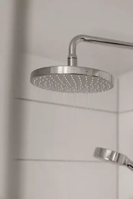 novi-michigan-glass-shower-door-installa-640x480-43817986.jpeg