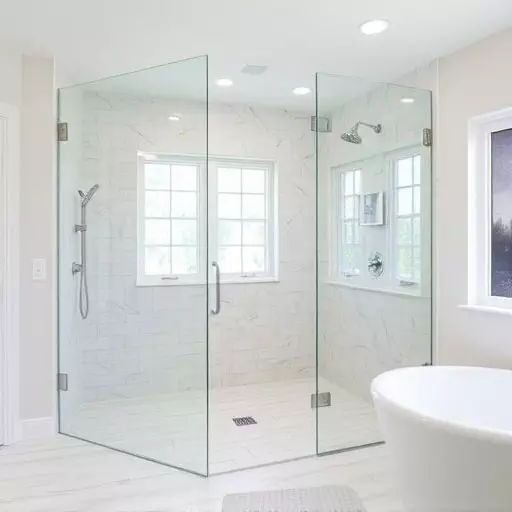 frameless-glass-for-minimalist-interiors-640x480-34799497.jpeg