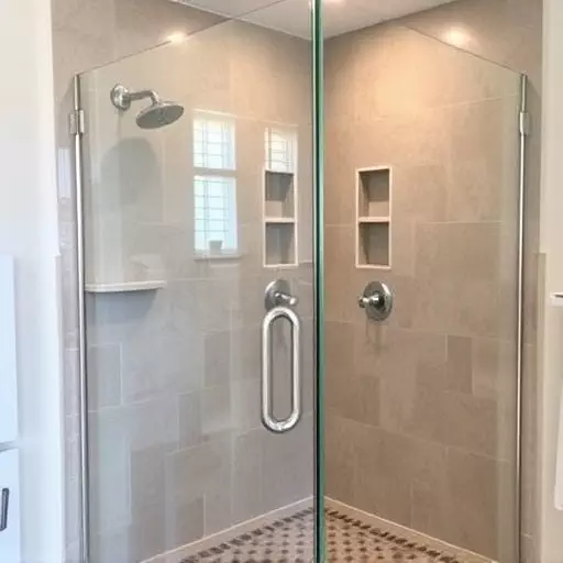 best-shower-door-cleaning-products-lake-640x480-20591267.jpeg