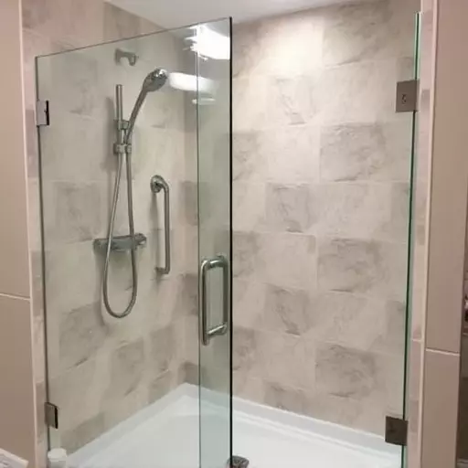 best-shower-door-cleaning-products-lake-640x480-69789679.jpeg