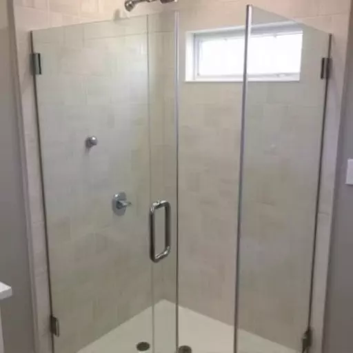 glass-shower-door-installation-pontiac-m-640x480-57022328.jpeg