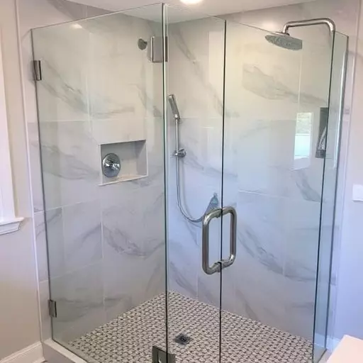royal-oak-michigan-glass-shower-door-ins-640x480-99656438.jpeg