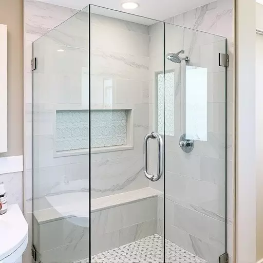 Modernize Poolside Bathrooms: Frameless Glass Showers for Style & Safety