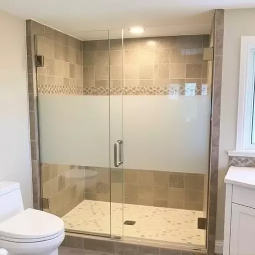 glass-shower-door-installation-southfiel-640x480-97884064.jpeg
