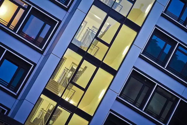 Glass Railing Thickness Options for Modern Homes in Toledo