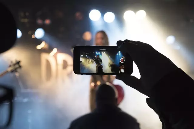 Revolutionizing Live Music Events: The Rise of Themed Shuttle Services