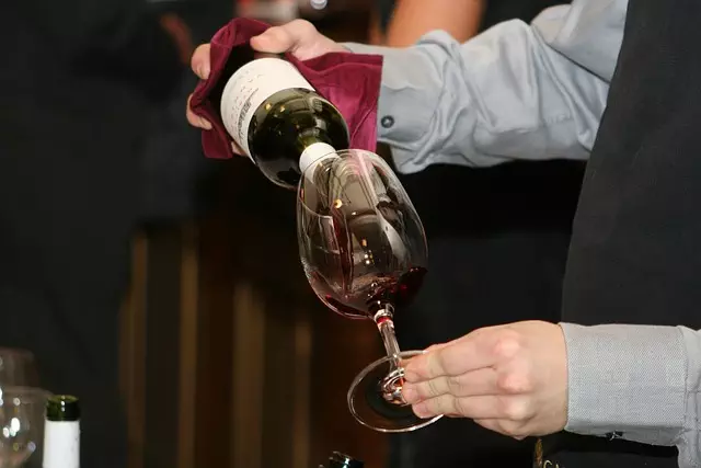 Safe and Interactive Wine Tours: Toledo’s Approach to Group Fun